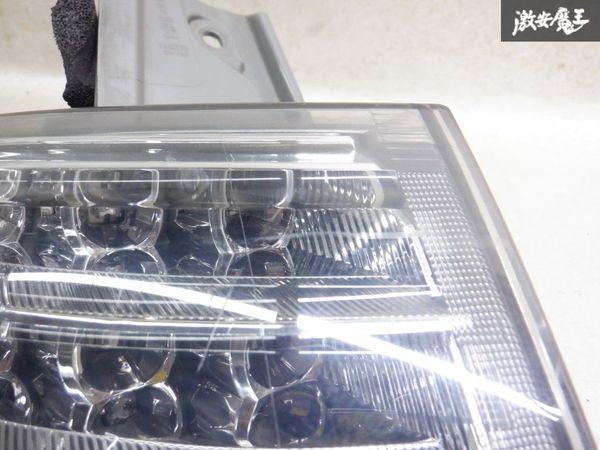 【最終値下】 トヨタ純正 ACR50W ACR55W エスティマ 前期 LED テールランプ テールライト 左 左側 助手席側 外側 ICHIKOH 28-196 棚2N13_画像3