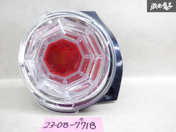 【最終値下】 ダイハツ純正 LA250S キャスト アクティバ LED テール テールランプ テールライト 左 左側 助手席側 TOKAIDENSO 20519 棚2M12_画像1