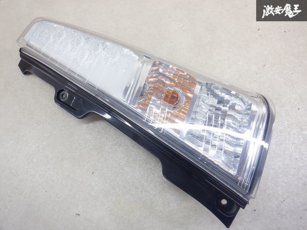  Suzuki original MH34S Wagon R stingray LED tail tail lamp tail light right right side driver`s seat side TOKAIDENSO 35603-72M1 shelves 2N14
