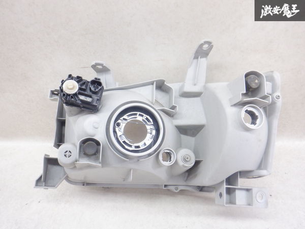 【良品】トヨタ純正 NCP51V NCP55V サクシード 後期 ハロゲン ヘッドライト ヘッドランプ 右 右側 運転席側 KOITO 52-076 棚2L25_画像8