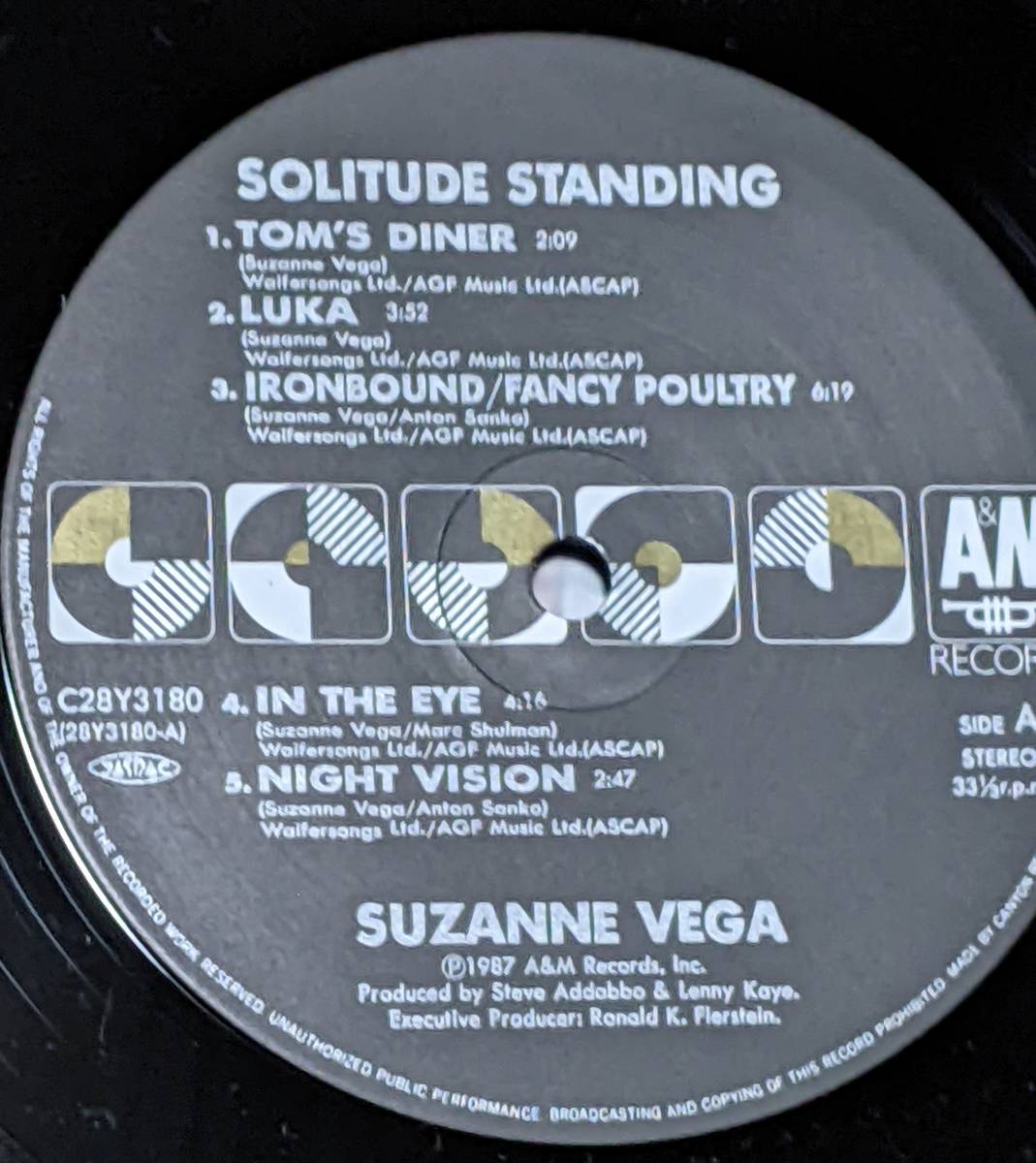 80's スザンヌ・ヴェガ Suzanne Vega （国内盤LP）/ 孤独 Solitude Standing　 A&M Records C28Y3180 1987年_画像4