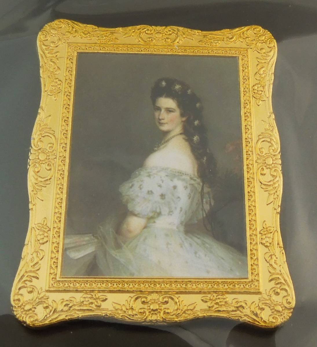 美術館グッズ　マグネット　皇妃エリーザベトの肖像〈部分〉（フランツ・ヴィンターハルター）_画像1