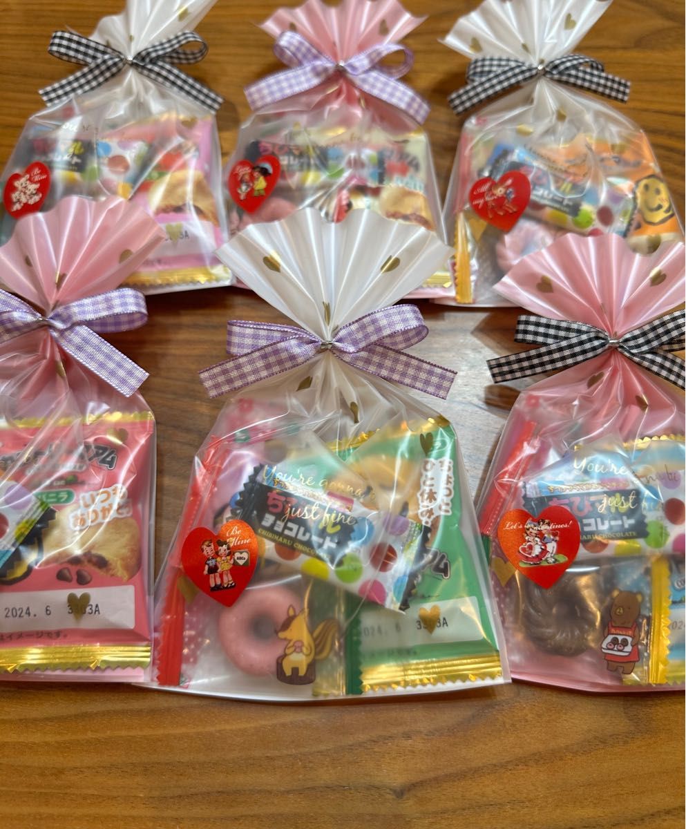 こきんさま専用】V-②バレンタイン プチギフト お菓子セット お こきんさま専用】V-②バレンタイン プチギフト お菓子セット お