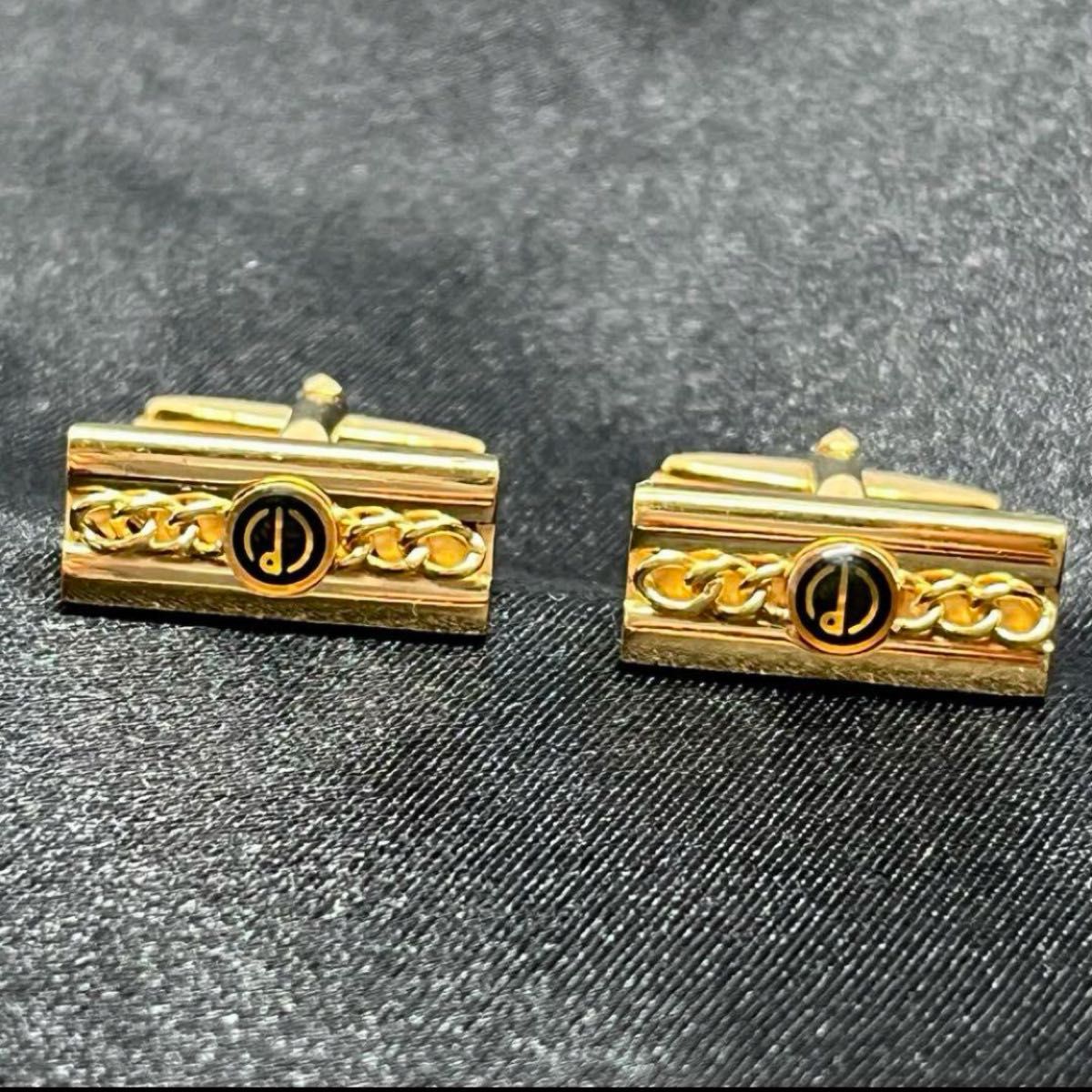 1710 ダンヒル ゴールドカラー カフス 箱付 ロゴ 美品 ダンヒル カフスボタン カフリンクス dマーク ゴールド 金