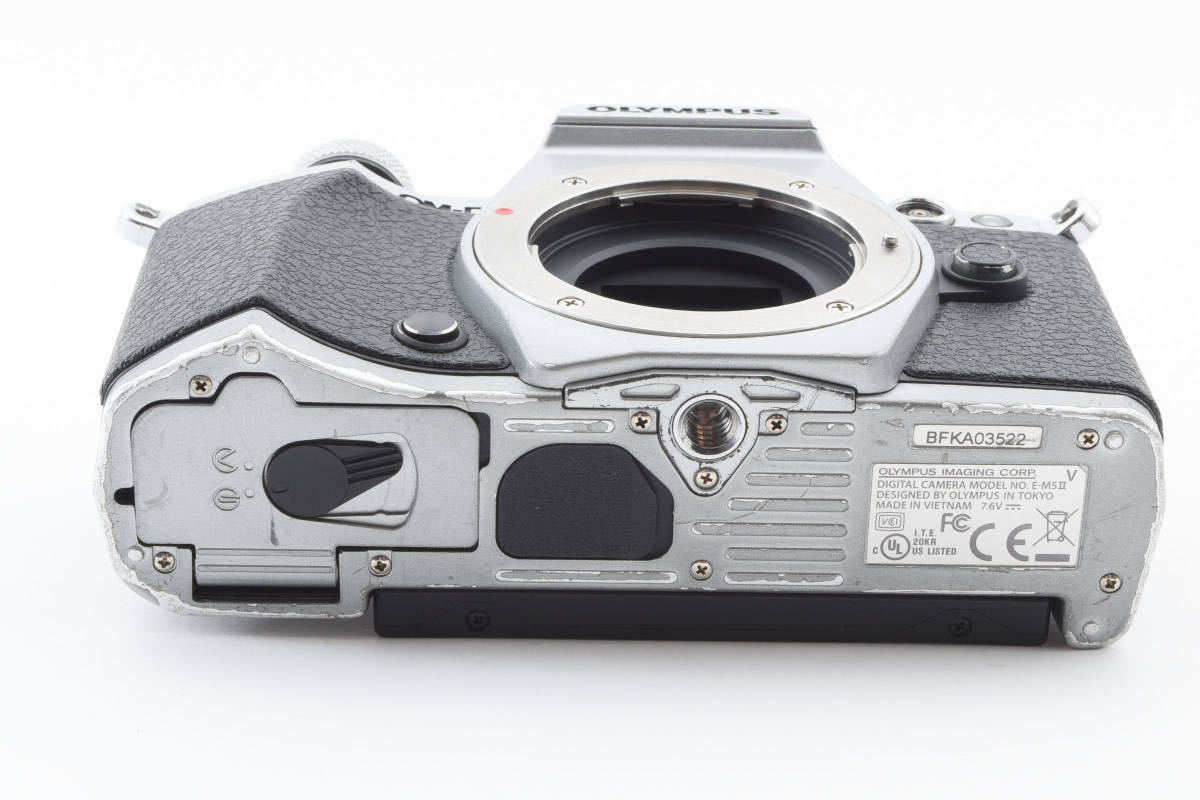 OLYMPUS OM-D E-M5 Mark II ボディ オリンパス カメラ デジタル一眼レフカメラ 【現状品】 #1035_画像4