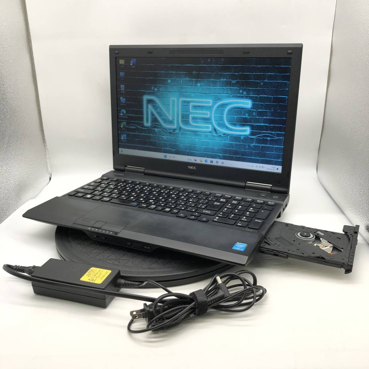 【訳あり処分特価】NEC VersaPro PC-VK26TXZFN CPU Core i5-4210M RAM8GB SSD256GB DVD Windows11 Office付 中古 PC ノートパソコン_画像1