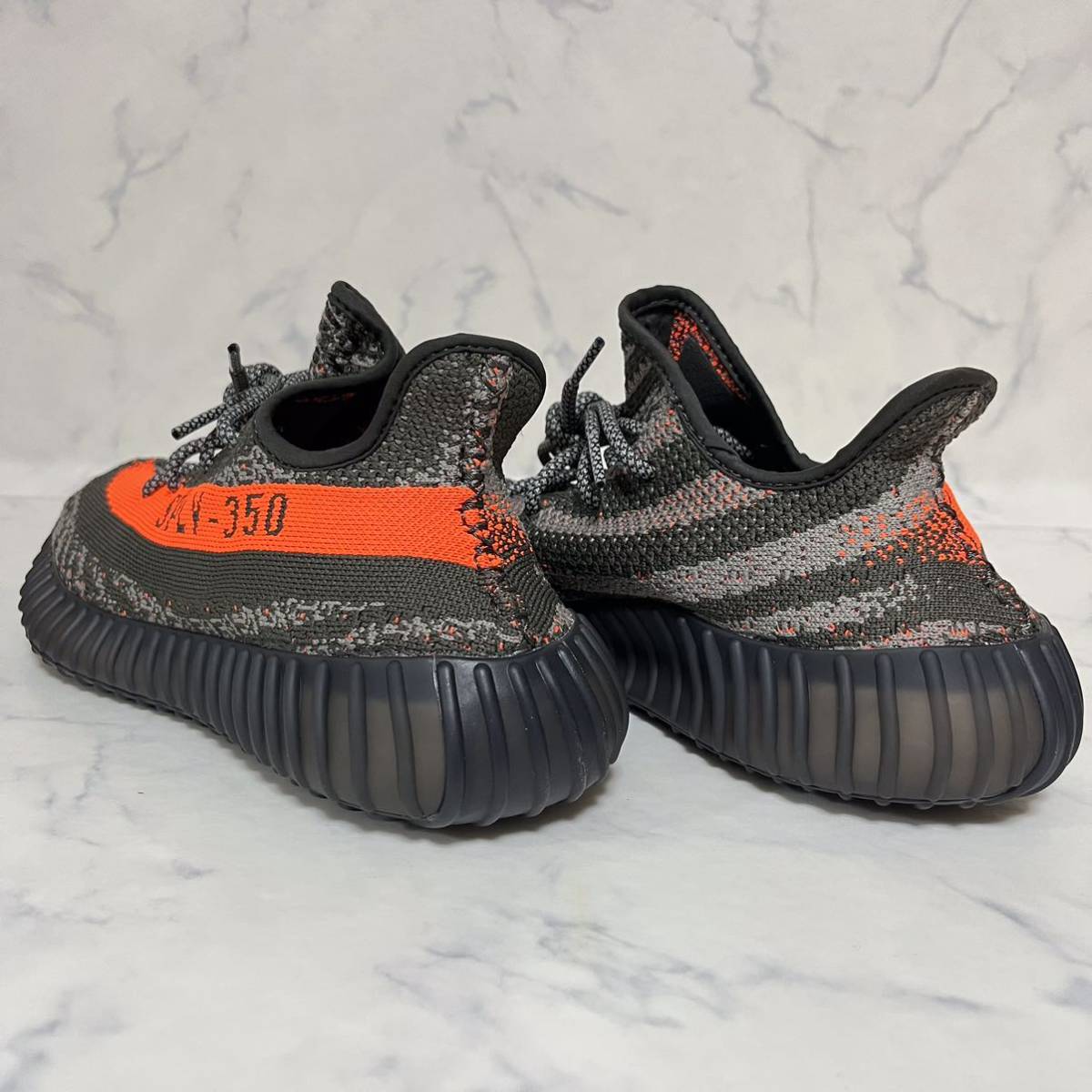 ★送料無料★【新品】26.5cm adidas YEEZY Boost 350 V2 Carbon Belugaアディダス イージーブースト 350 V2 カーボンベルーガ