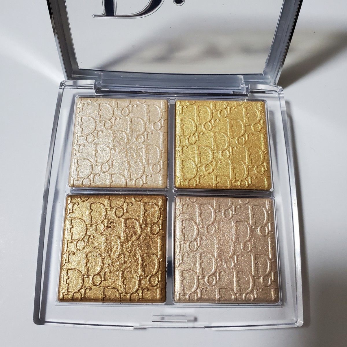 9割 Dior ディオール バックステージ フェイスグロウパレット 9割 Dior ディオール バックステージ フェイスグロウパレット