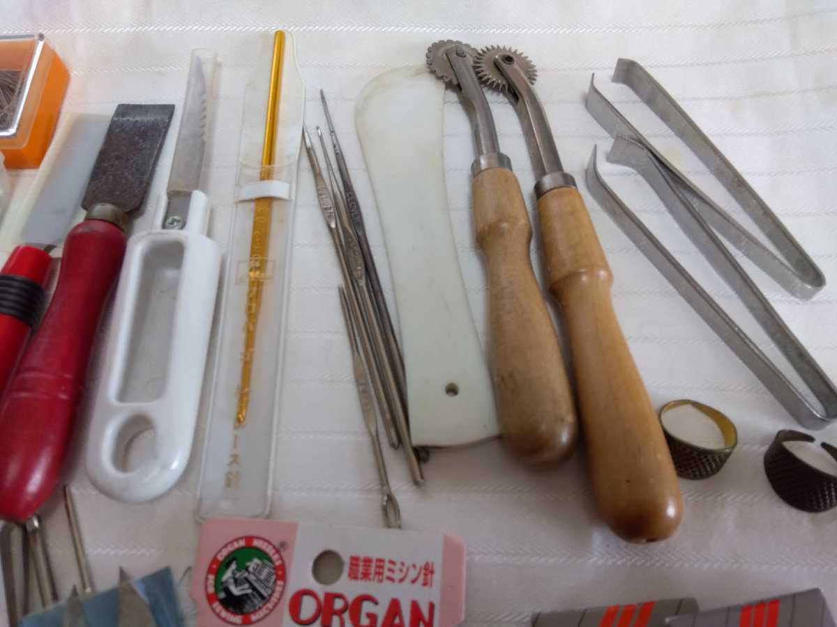 縫い針　ミシン針　ハサミ　洋裁道具・いろいろ　大量_画像4