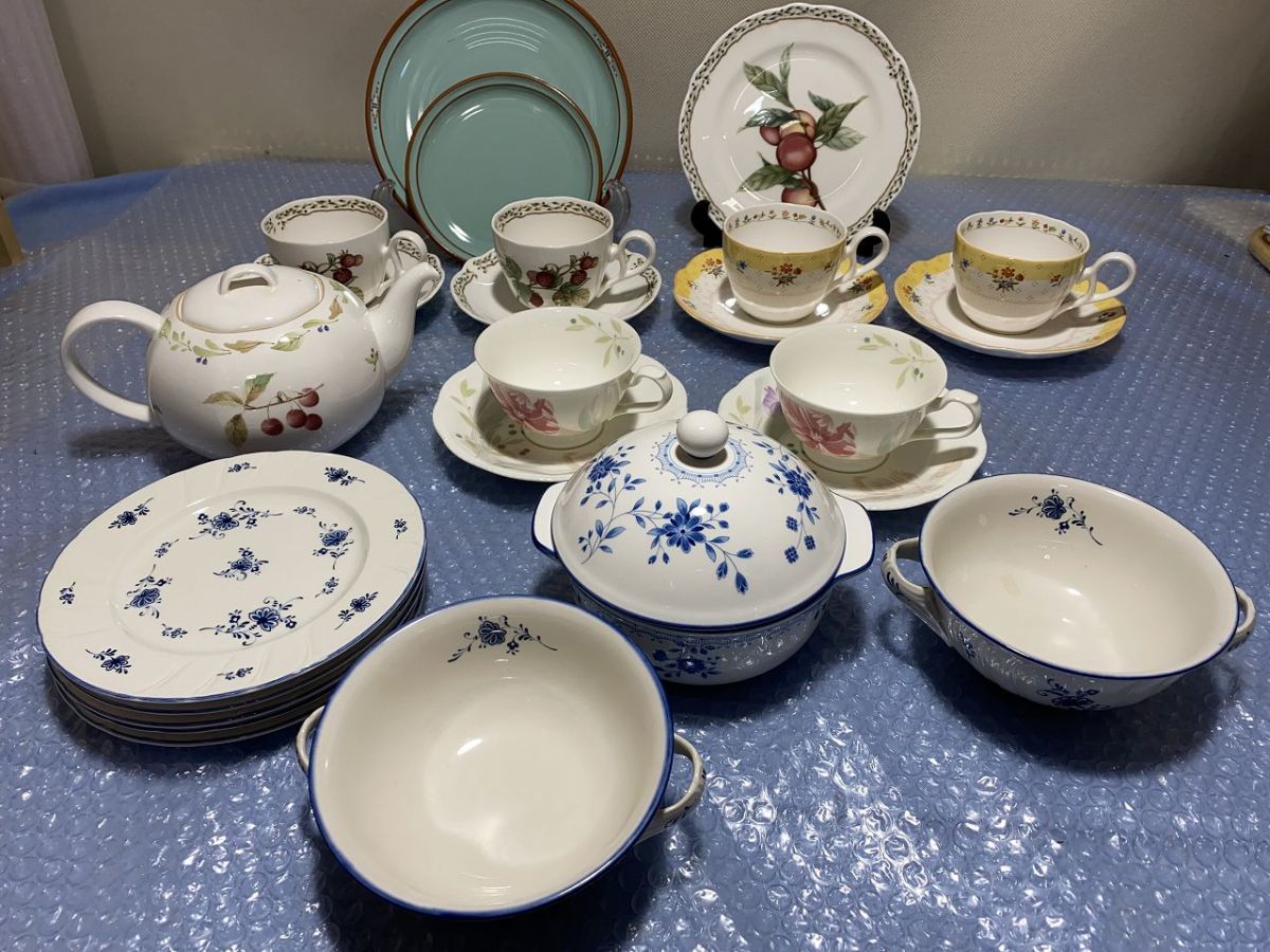 ★☆J332　ノリタケ（Noritake)　カップ＆ソーサー・プレート皿ほかまとめて　中古品☆★_画像1