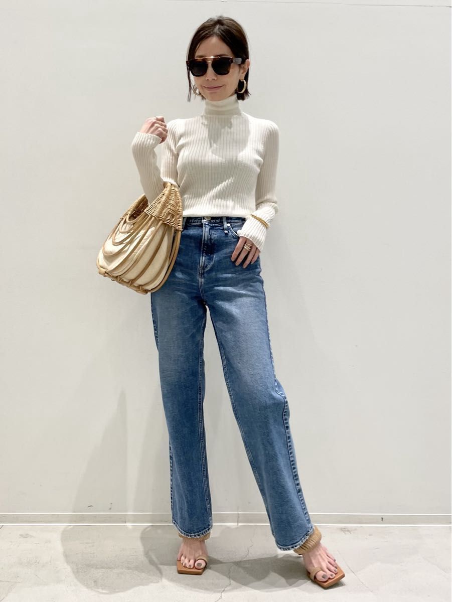アパルトモン【22AW】未使用 WIDE Rib Knit リブタートルニット アパルトモン【22AW】未使用 WIDE Rib Knit リブタートルニット