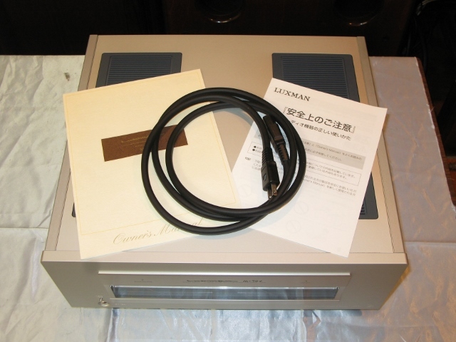  beautiful goods * LUXMAN M-70F power amplifier *