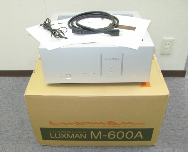  beautiful goods * LUXMAN M-600A power amplifier * ( original box attaching )