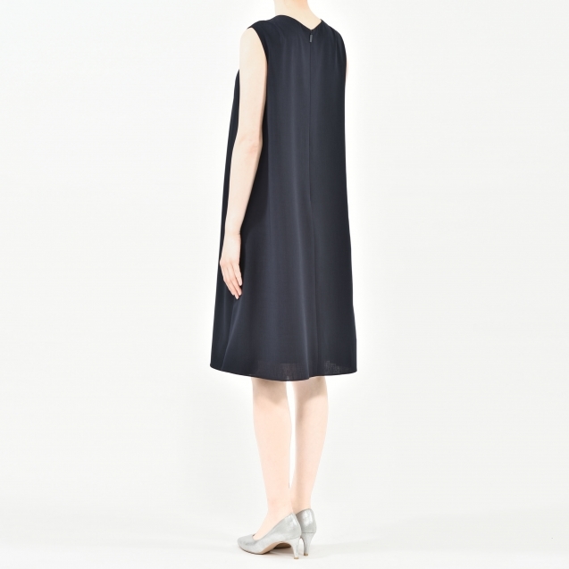 新品 ルネ Rene 白襟ネイビーワンピース Rela-Tech Dress “Ivy” 38サイズ 11号 ウォッシャブル_白襟を外したスタイル