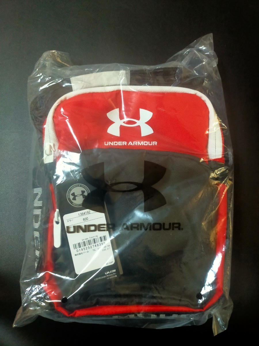 送料無料！即決！新品 アンダーアーマー UNDER ARMOUR UA ルードン ショルダーバッグ 小物 ポーチ ボディーバッグ バッグ バック　赤_画像2