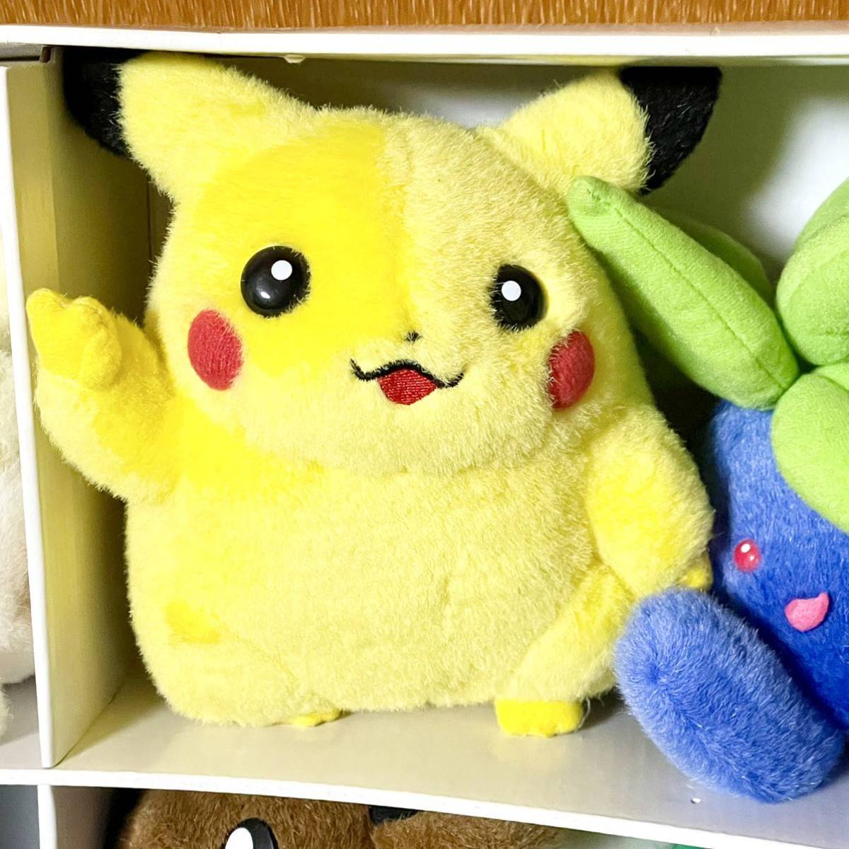 Yahoo!オークション - ポケモン 初期 ギフトボックス ピカチュウ Yahoo!オークション - ポケモン 初期 ギフトボックス ピカチュウ