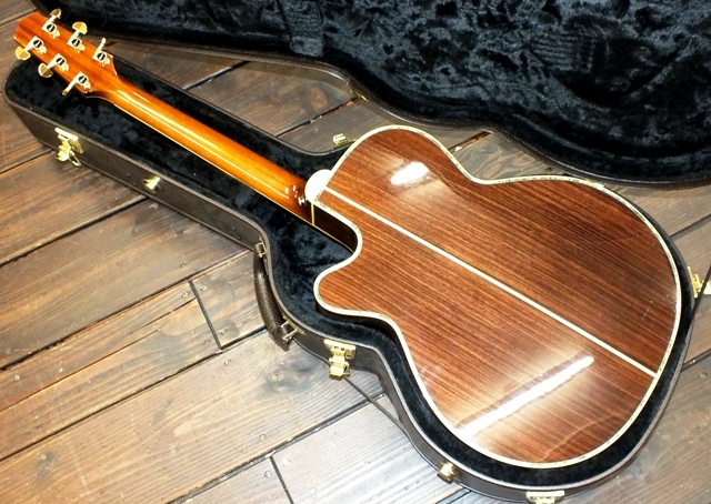 【調律師・楽器リペア店の放出品】TAKAMINE 高峰　DSP500VTS　純正ハードケース　取扱説明書　保証書付き_画像5