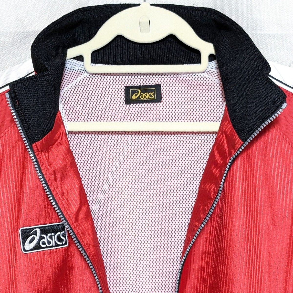 レア 美品 asics 90s ナイロン セットアップ ジャージ 上下 赤O レア 美品 asics 90s ナイロン セットアップ ジャージ 上下 赤O
