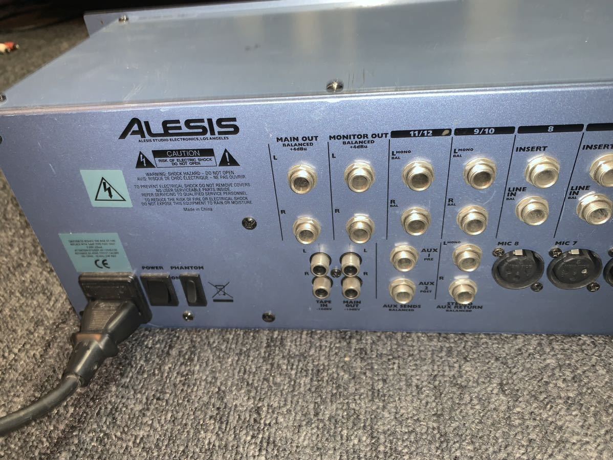 ALESIS MULTIMIX 12R рабочий товар аналоговый микшер Powered миксер линия миксер звуковая аппаратура высококачественный звук звук оборудование YAMAHA