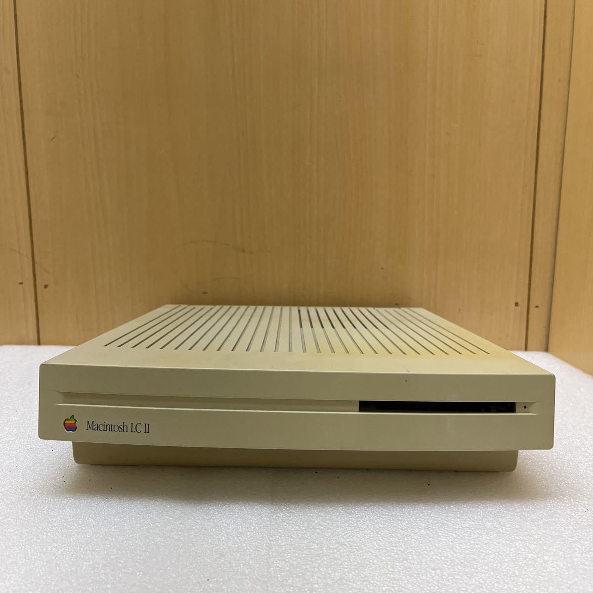 YK4623 アップル　Apple　Macintosh　LCII M1476 旧型PC　パソコン　アップルコンピュータ　通電できず　ジャンク品　現状品_画像1