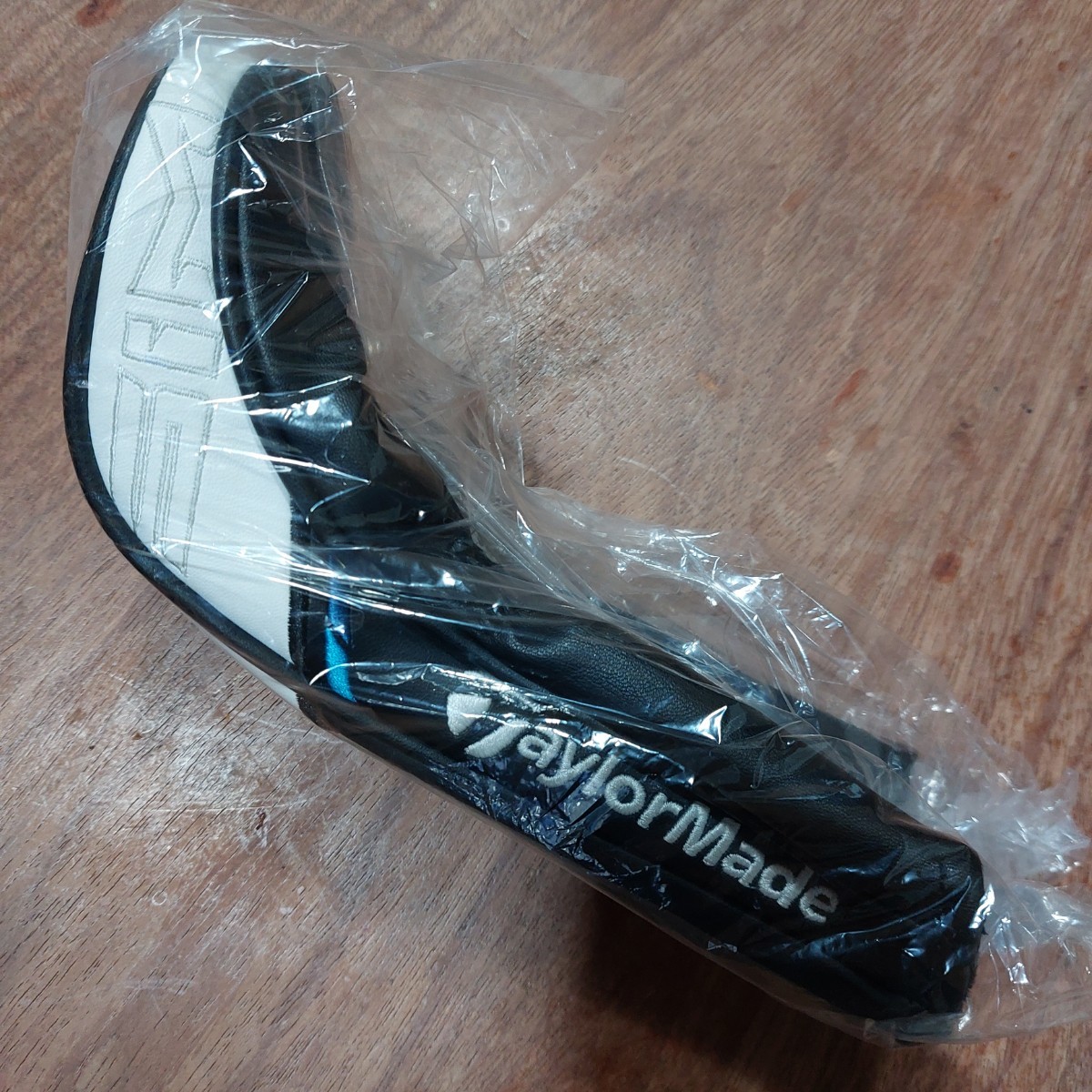 【未使用】テーラーメイド TaylorMade SIM2 フェアウェイウッド用 ヘッドカバー 5w、6w、7w、9w【保管品】_画像4