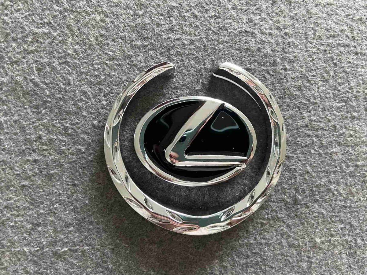 ◆レクサス◆5◆エンブレム ステッカー バッジ 車ロゴ 自動車 両面テープ付 車の装飾 金属製の画像1