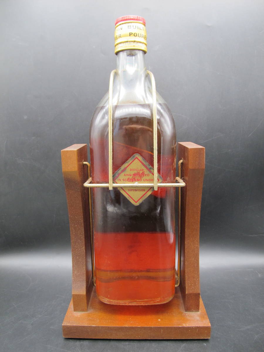 Johnnie Walker RED LABEL【2L/2000ml】ジョニーウォーカー レッドラベル 赤ラベル ウイスキー【未開栓品】古酒 台座付き_画像3