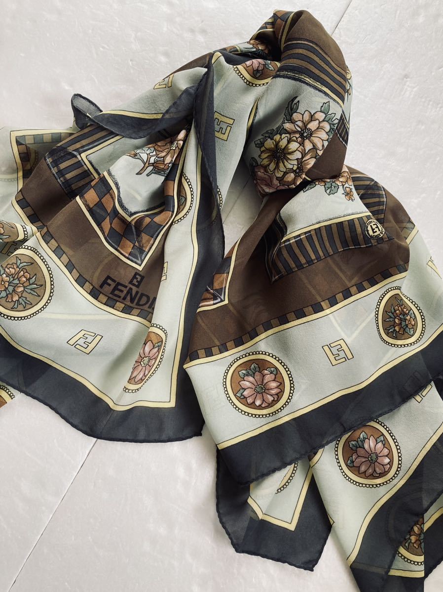  прекрасный товар *FENDI крыло Dior do Fendi общий рисунок большой размер шелк шарф палантин 129×132 Италия производства 