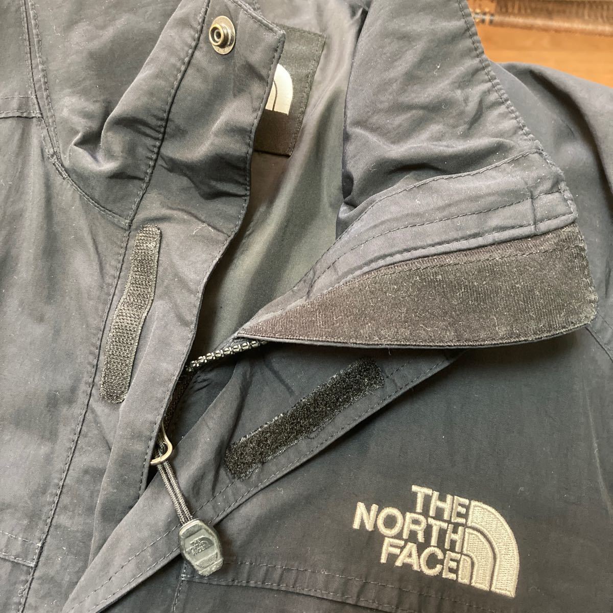 USED ノースフェイス THE NORTH FACE HyVentナイロン タスラン ジャケット サイズ95(M) ブラック BLACK 総裏仕立て 逆開ジップ_画像4