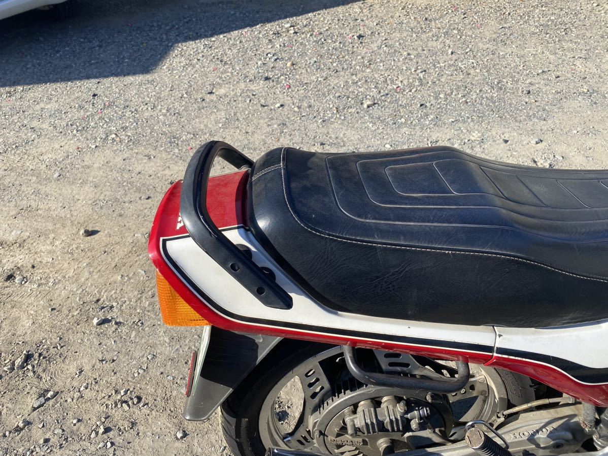 HONDA ホンダ CBX400F CBX550F 純正外装 赤白 1型 タンク サイド HONDA ホンダ CBX400F CBX550F 純正外装 赤白 1型 タンク サイド