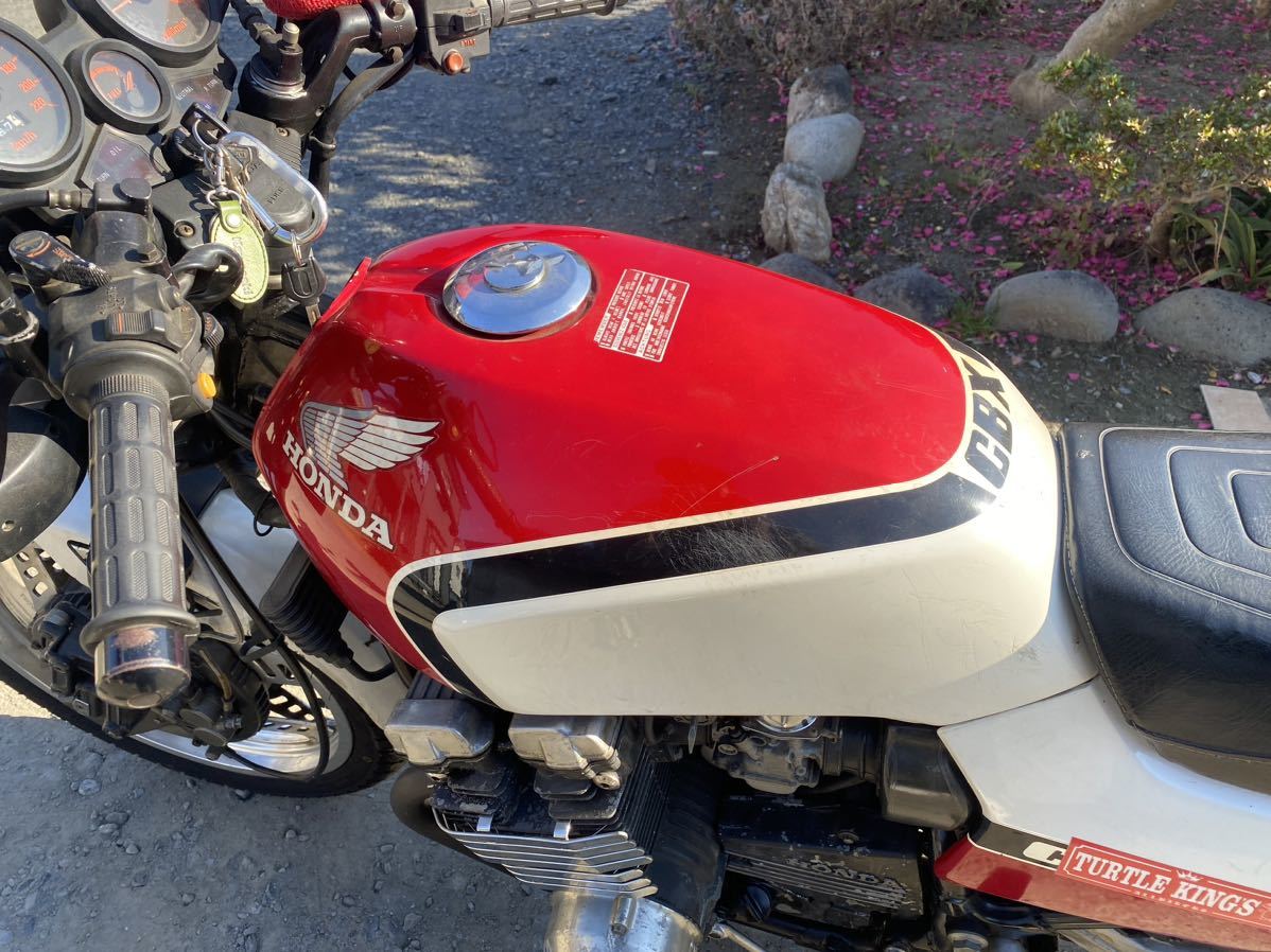 HONDA ホンダ CBX400F CBX550F 純正外装 赤白 1型 タンク サイド HONDA ホンダ CBX400F CBX550F 純正外装 赤白 1型 タンク サイド