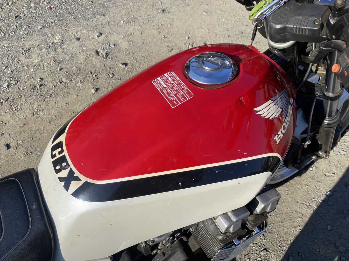 HONDA ホンダ CBX400F CBX550F 純正外装 赤白 1型 タンク サイド HONDA ホンダ CBX400F CBX550F 純正外装 赤白 1型 タンク サイド
