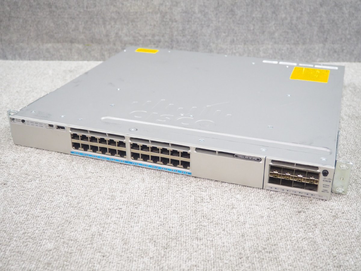 [N445] ☆ Cisco　Catalyst 3850シリーズ　WS-C3850-24XU-S V03 ☆ Version 16.6.7 ☆ C3850-NM-8-10G 搭載 ☆_画像1