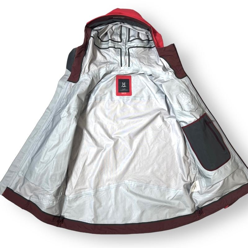 新品 Haglofs ホグロフス 定価7.5万 GORE-TEX 防水 防風 シェル 新品 Haglofs ホグロフス 定価7.5万 GORE-TEX 防水 防風 シェル