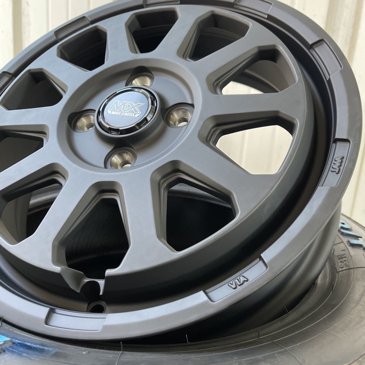 マッドクロスレンジャー◆TOYOオープンカントリーRT◆ 165/65R15 ダイハツ　タフト　軽バン軽トラ　ホワイトレター　マッドブラック_画像6