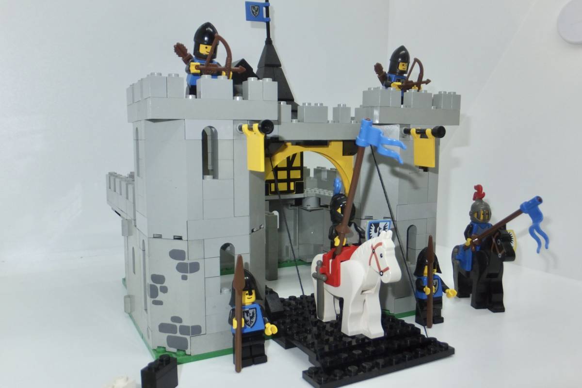 LEGO #6074 王子の城　Black Falcon's Fortress　お城シリーズ　オールドレゴ　激レア_画像2