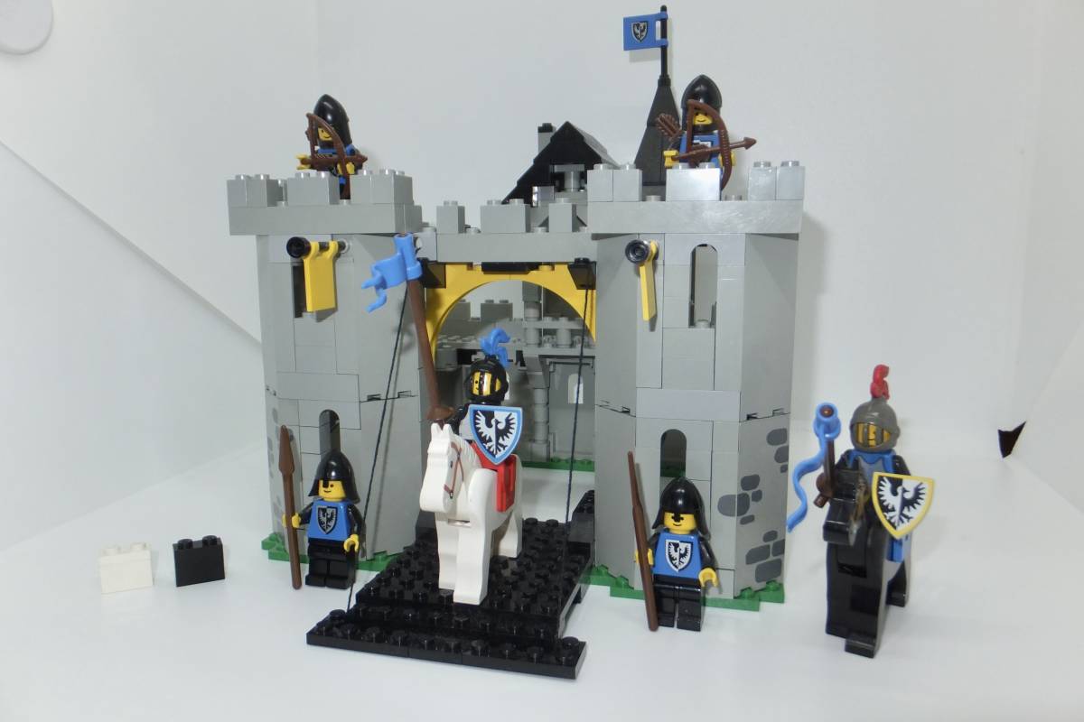 LEGO #6074 王子の城　Black Falcon's Fortress　お城シリーズ　オールドレゴ　激レア_画像1