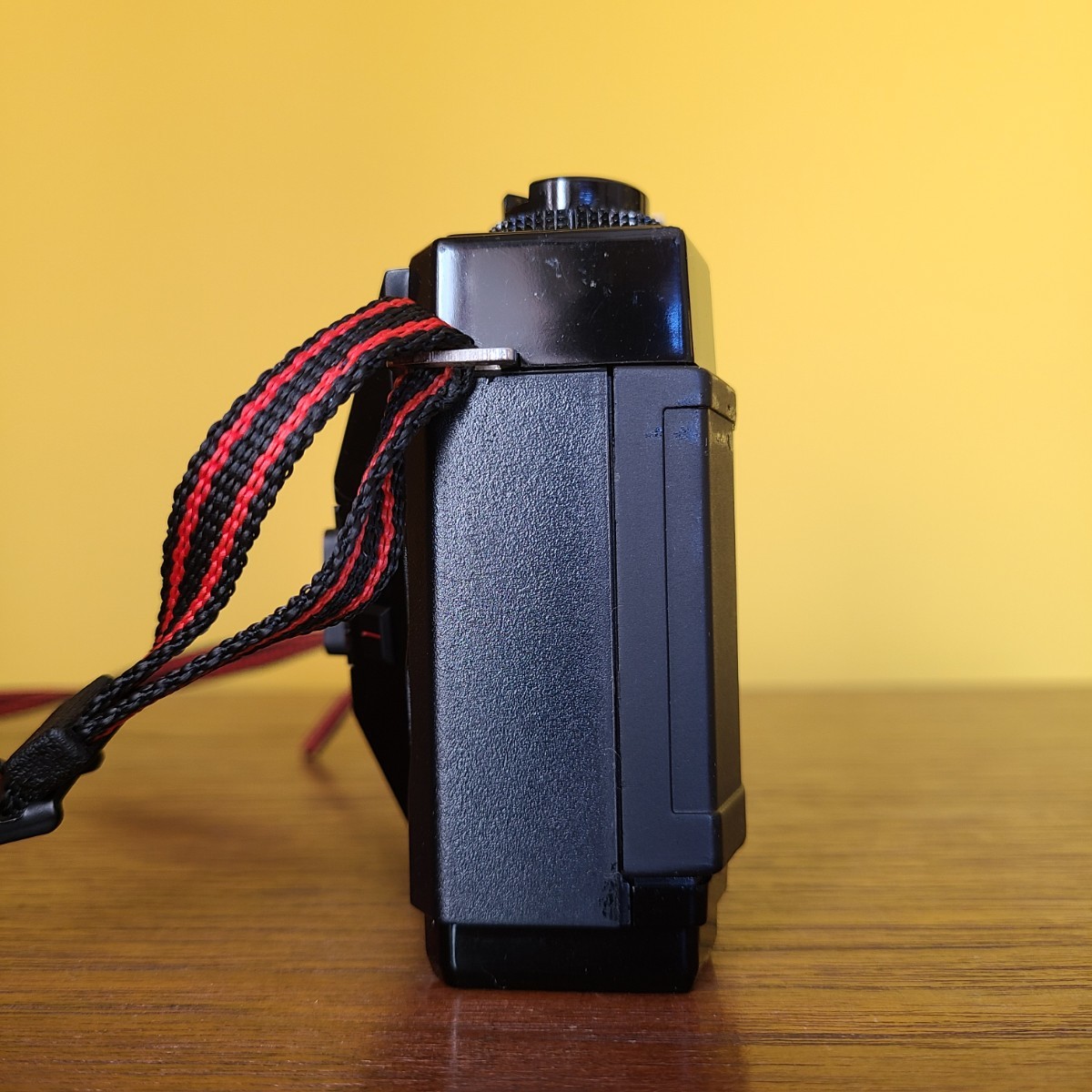9☆100円～ ニシカ Nishika 3-D N8000 30mm Quadra Lens System コンパクトカメラ ヴィンテージ フィルムカメラ_画像4