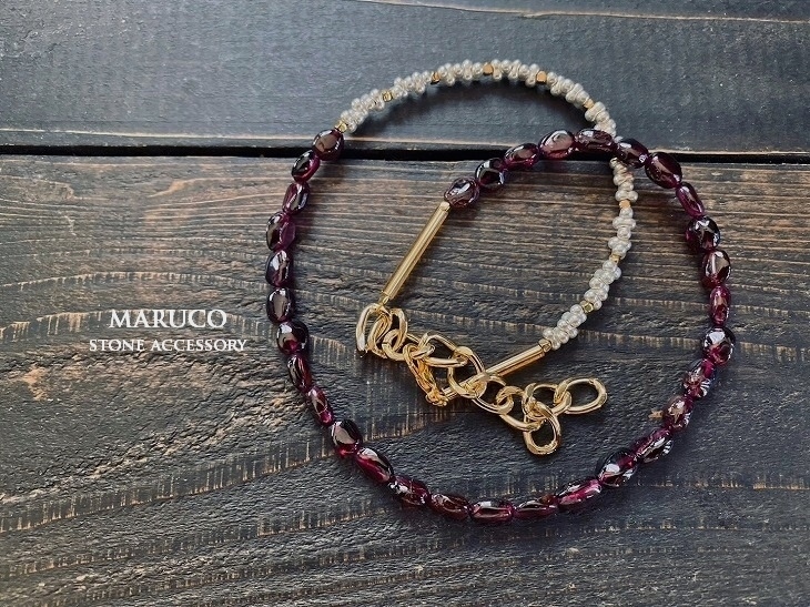 △MARUCO△NC390-1064ガーネットROUGH OVAL+ガラスasymmetry*天然石ネックレス 40㎝+chain *送料無料*_画像1