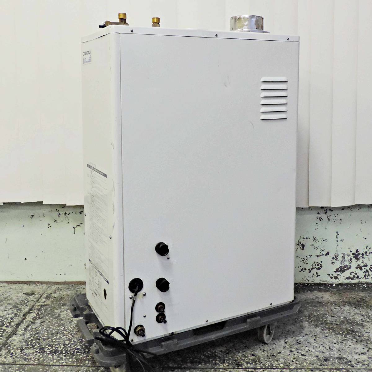 新潟〉コロナ 石油給湯器付ふろがま UKB-LD300AX【動作未確認 新潟〉コロナ 石油給湯器付ふろがま UKB-LD300AX【動作未確認