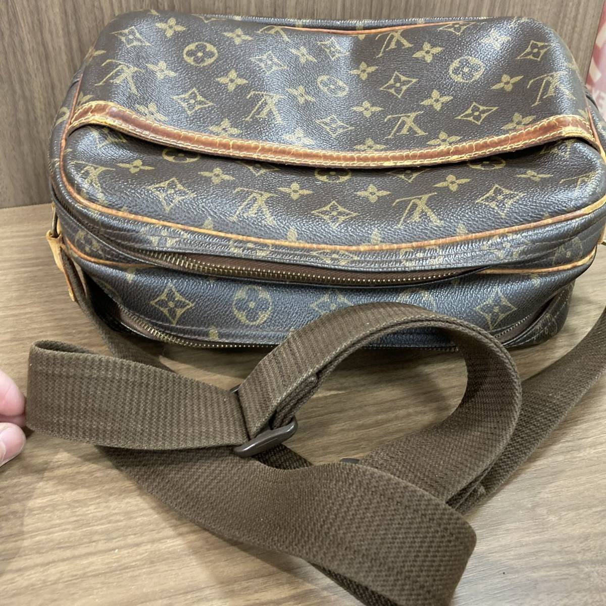 LOUIS VUITTON ルイヴィトン モノグラム リポーターPM LOUIS VUITTON ルイヴィトン モノグラム リポーターPM
