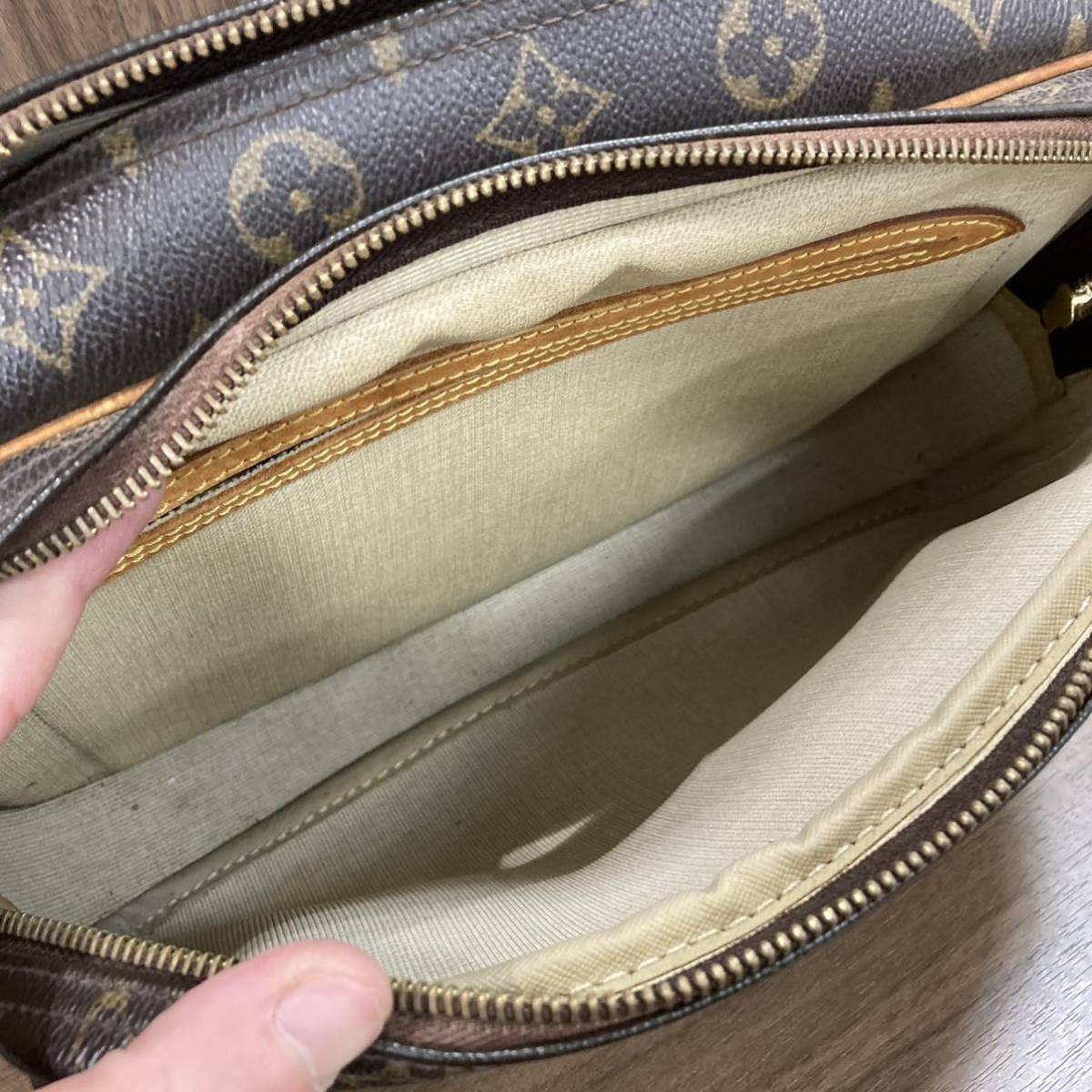 LOUIS VUITTON ルイヴィトン モノグラム リポーターPM LOUIS VUITTON ルイヴィトン モノグラム リポーターPM
