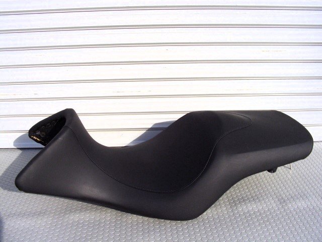 *BMW R1200RT extra low seat ( air cooling 52537718186 black BMW original option bench low seat 