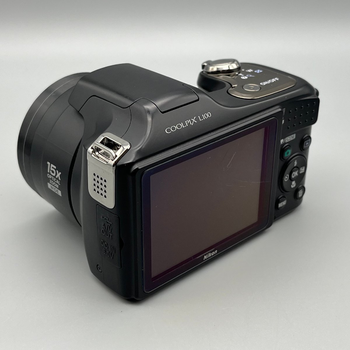 COOLPIX L100 ニコン クールピックス 15倍ズーム 35mm判換算28-420mm相当 10.0メガピクセル CCDセンサー搭載 単3形電池4本で動作の画像4