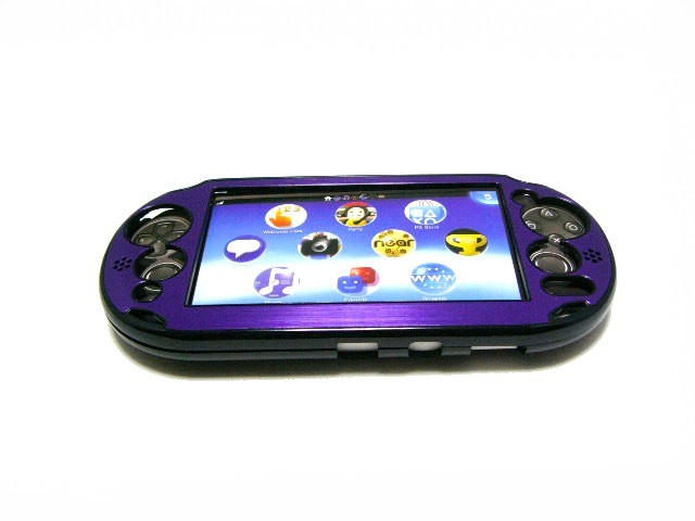 新品　未使用　PS VITA 2000用　軽量　アルミニウムケース　パープル　紫　未開封　プラスチック　カバー　本体ケース　送料350円_参考ネット画像