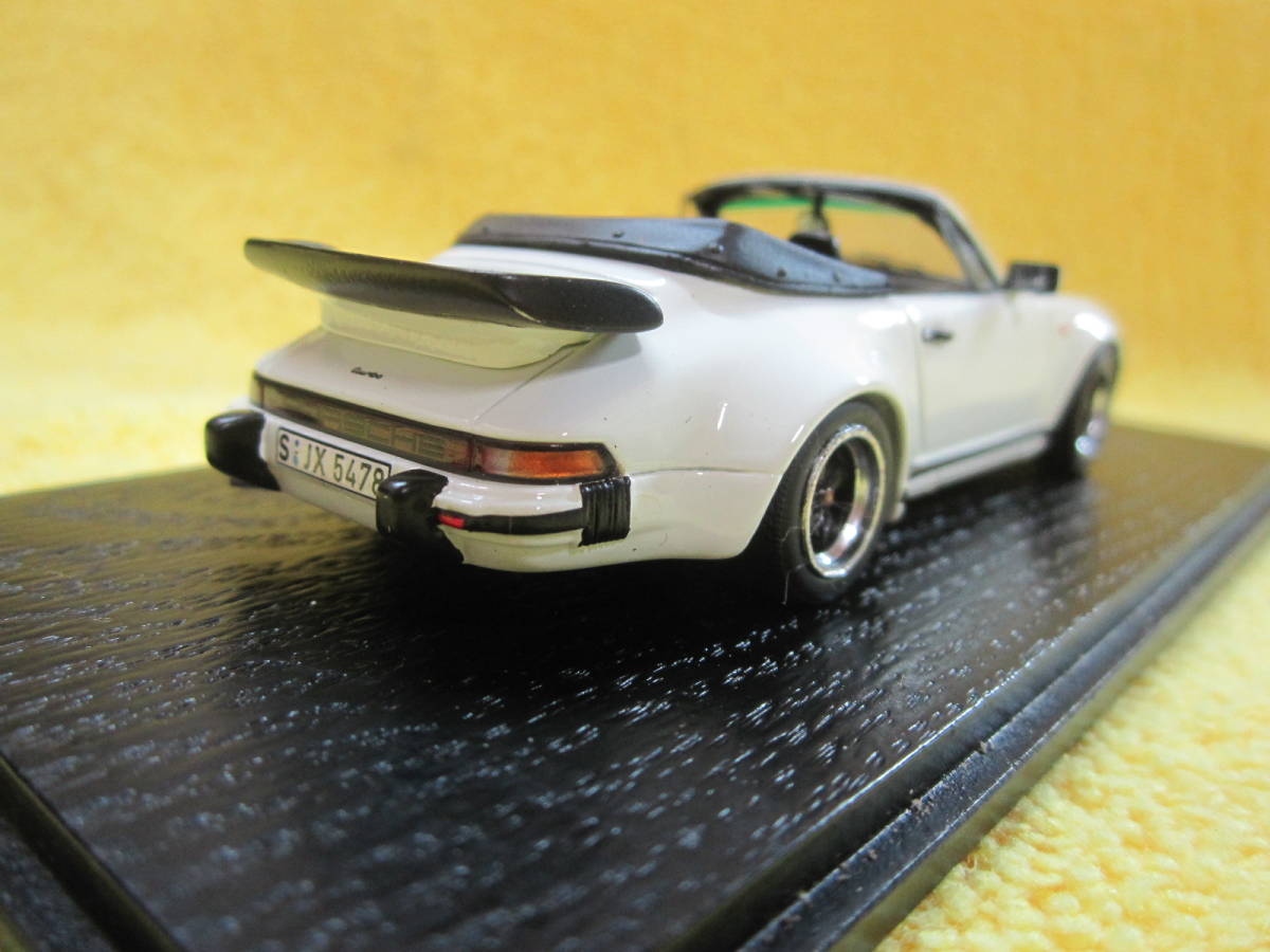 スパーク S3498 1/43 Porsche 911 Turbo 3.3 1989 Cabriolet White（ポルシェ 930 ターボ カブリオレ_画像8