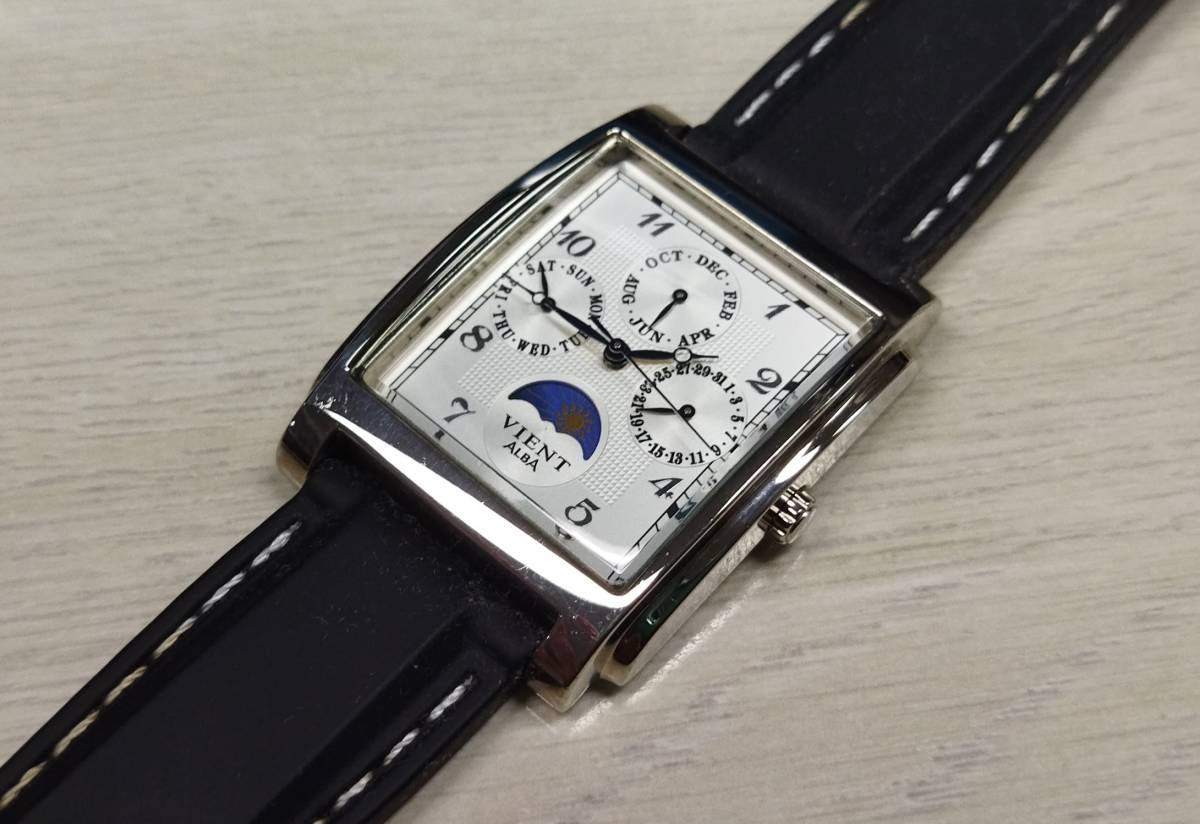 SEIKO by VIENT ALBA・トリプルカレンダー&ムーン/サン・Semi-complication 多機能モデル・電池交換済・生産終了/希少品 |Yahoo!フリマ(旧PayPayフリマ) SEIKO by VIENT ALBA・トリプルカレンダー&ムーン/サン・Semi-complication 多機能モデル・電池交換済・生産終了/希少品 |Yahoo!フリマ(旧PayPayフリマ)