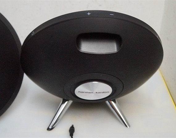 harman kardon Bluetooth ワイヤレススピーカー 2台セット　動作品_画像3