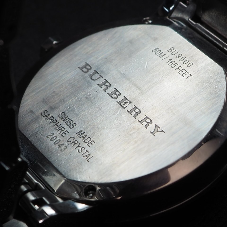 【電池交換済】BURBERRY バーバリー シティー BU9000 SS QZ シルバー系文字盤 デイト メンズ 腕時計 「23204」_画像8