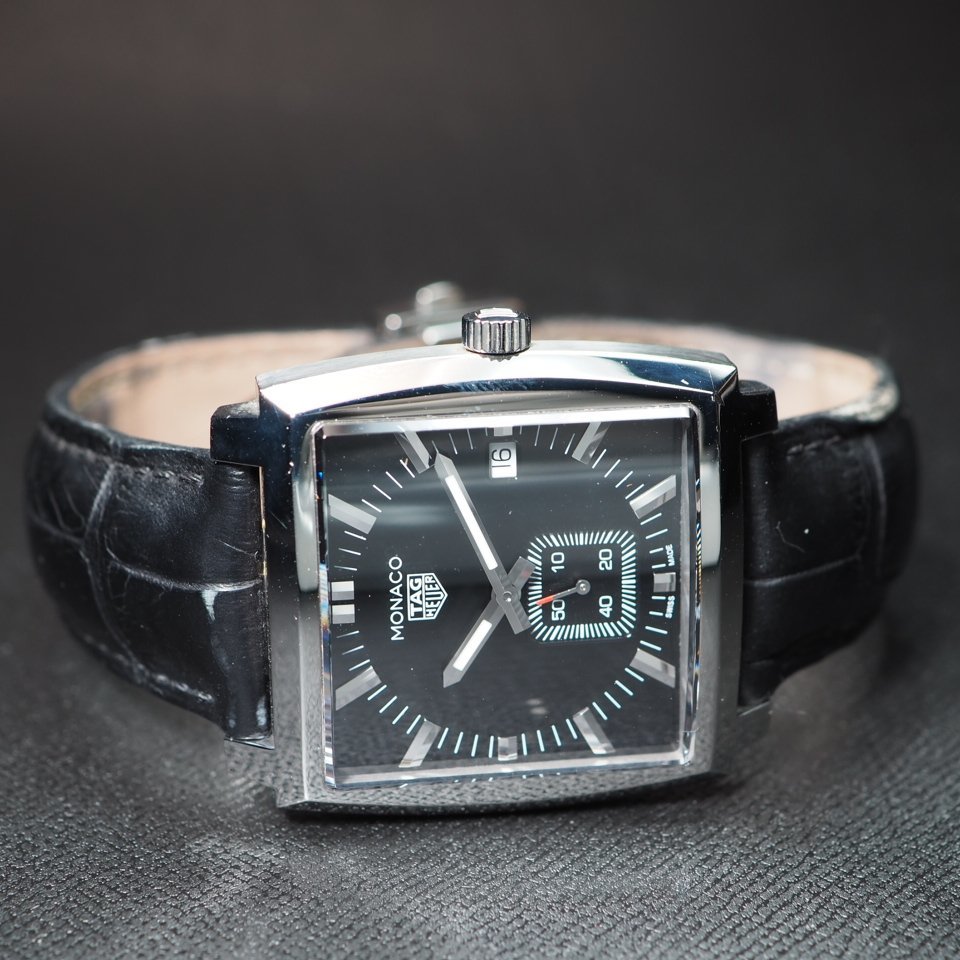 Tag Heuer タグホイヤー MONACO SS 革 QZ WAW131A ブラックダイヤル スモセコ デイト メンズ腕時計 箱「23264」_画像5